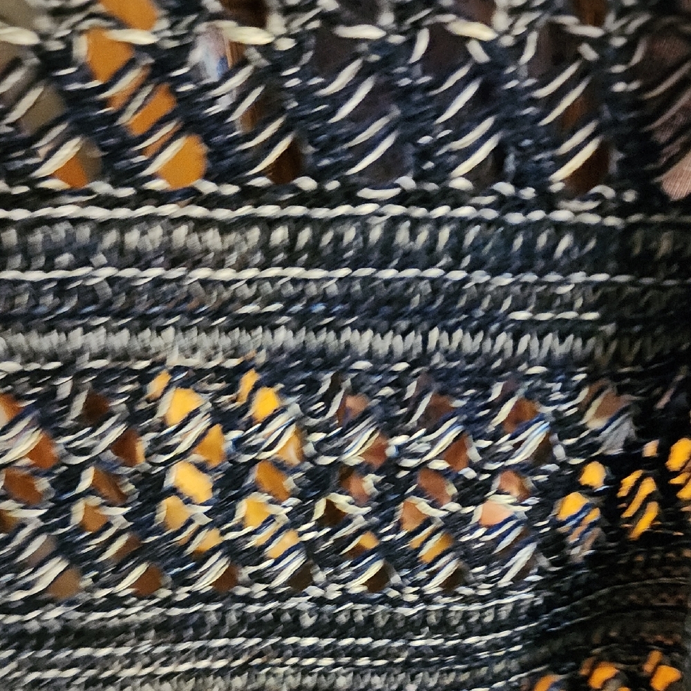CB Established 1962 Knit Cardigan in Blue and White - Picture 5 of 7